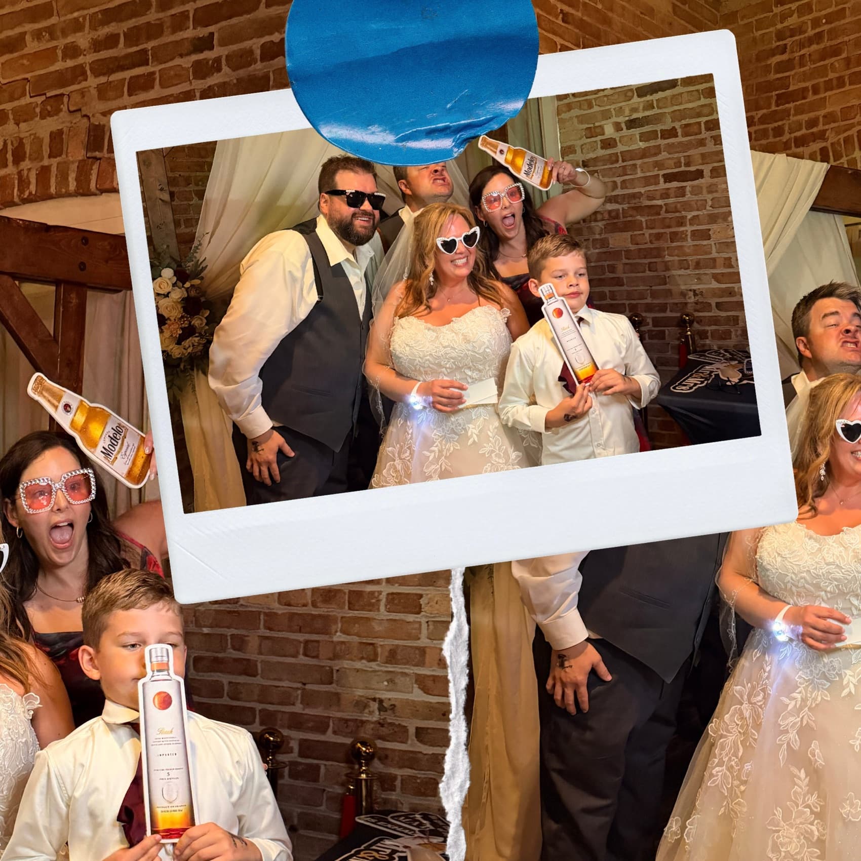 The Instant Memory Bar printing keepsakes live at an event